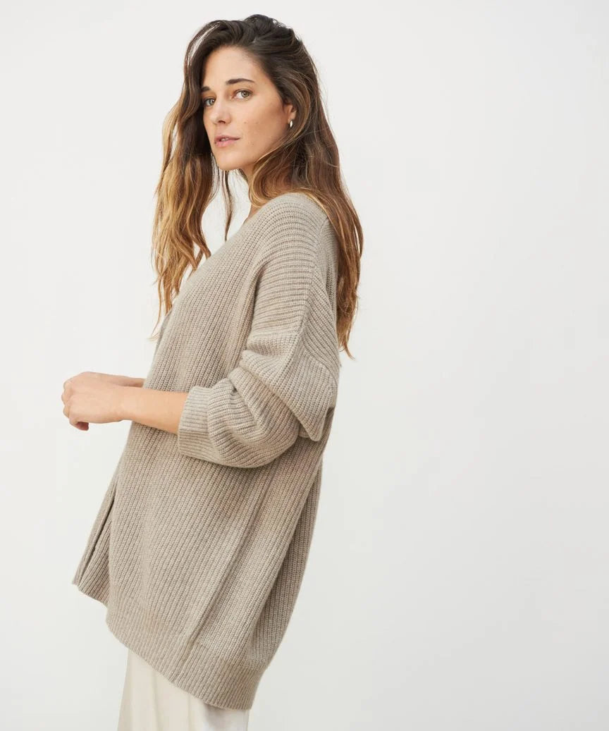 Eira™ | Elegant knappad kofta